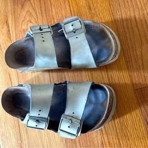 Women’s Birkenstocks size 36